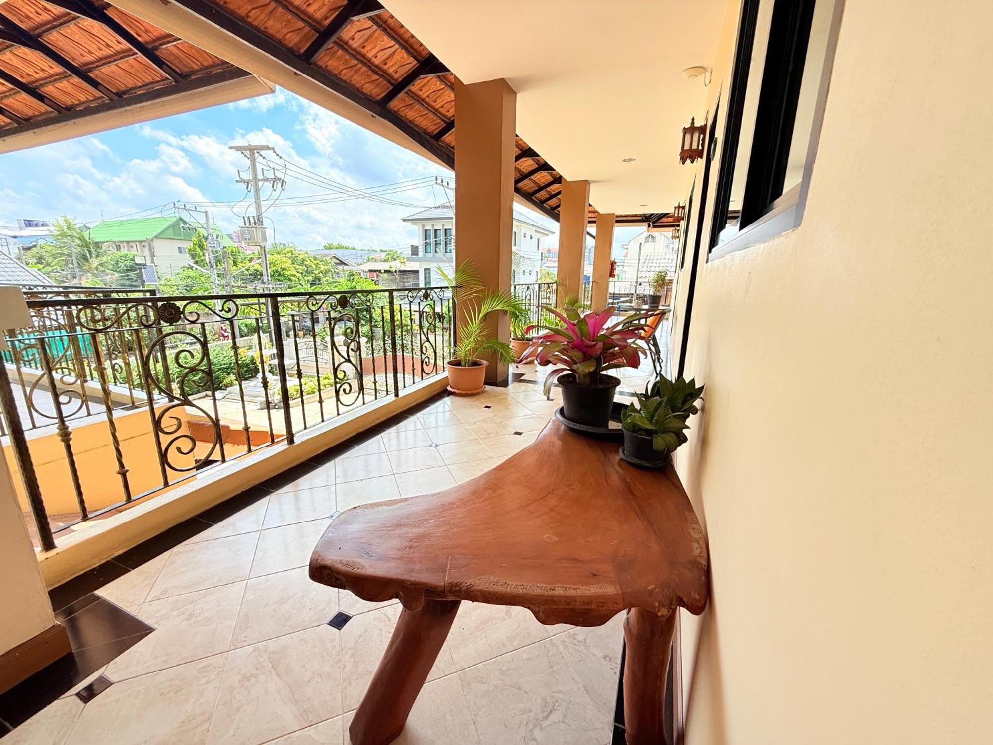Laph Kham House Aparthotel Chiang Mai Exterior foto